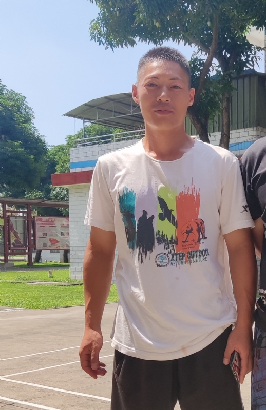 孤鹰的第一张照片--渭南相亲服务中心