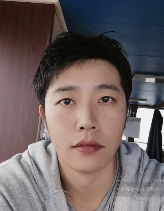 不太帅的男人的第二张照片--渭南相亲服务中心