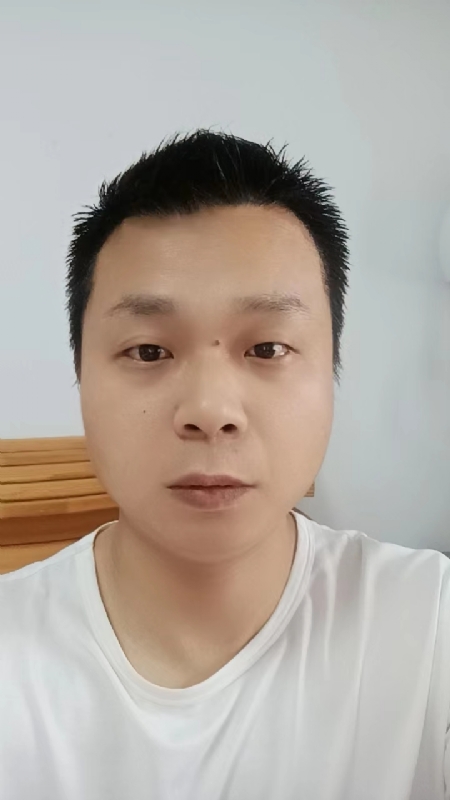 阳光的第一张照片--渭南相亲服务中心