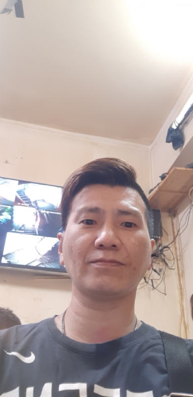 ~忠~仔的第三张照片--渭南相亲服务中心