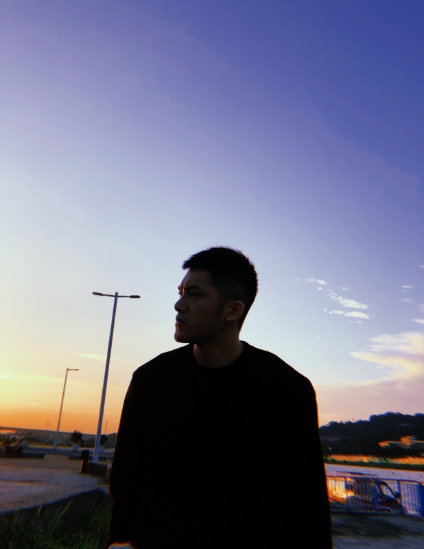 只抽半根煙的第二张照片--渭南相亲服务中心