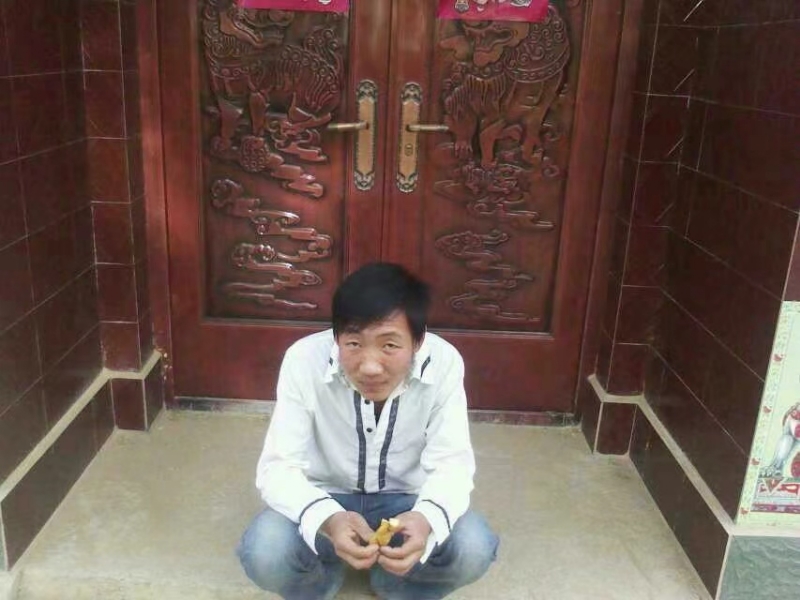 潘先生的第一张照片--渭南相亲服务中心