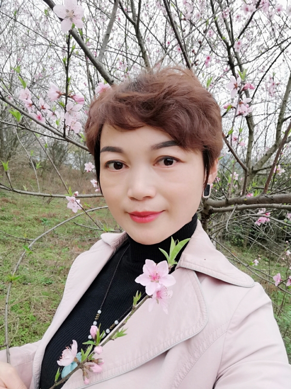 转角遇到你的第一张照片--渭南相亲服务中心