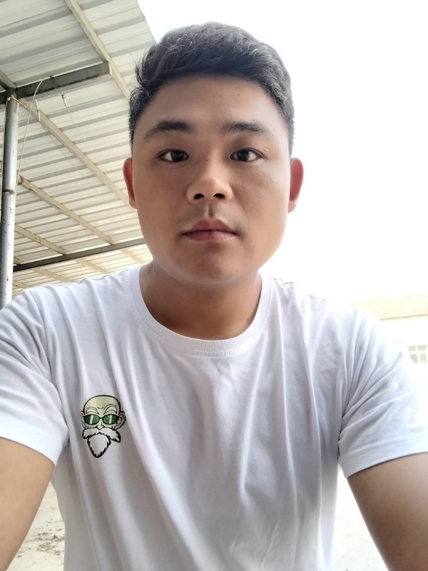 高大威武的第一张照片--渭南相亲服务中心