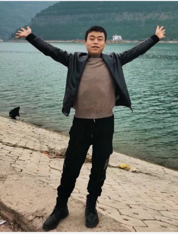 寂寞的风的第二张照片--渭南相亲服务中心