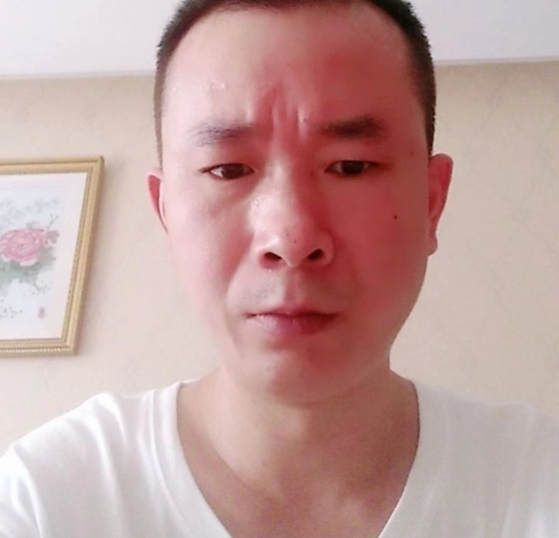 自由飞翔的第一张照片--渭南相亲服务中心