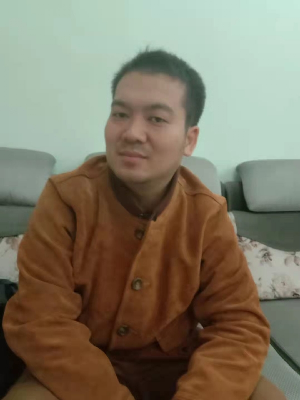 艺民的第一张照片--渭南相亲服务中心