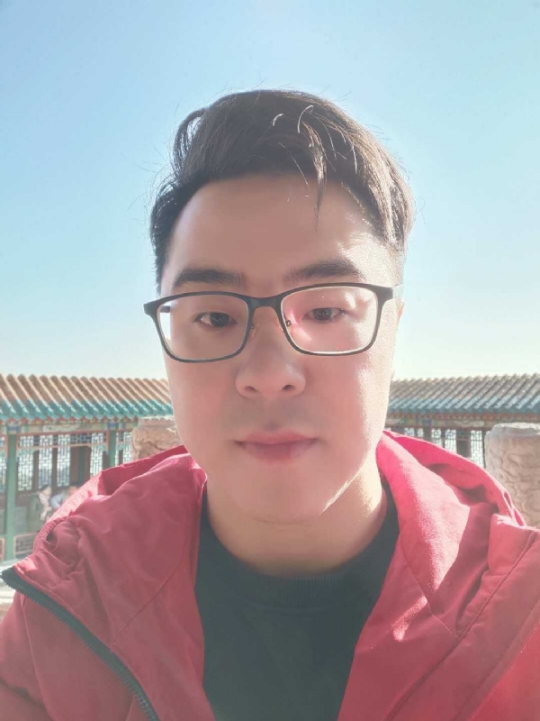 不爱吃竹子的小熊的第二张照片--渭南相亲服务中心