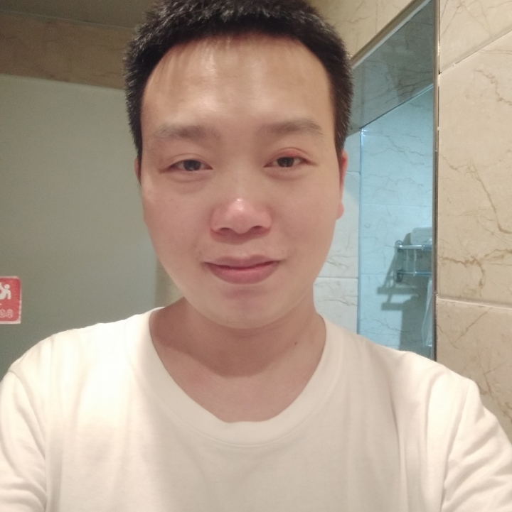 杯中酒的第一张照片--渭南相亲服务中心