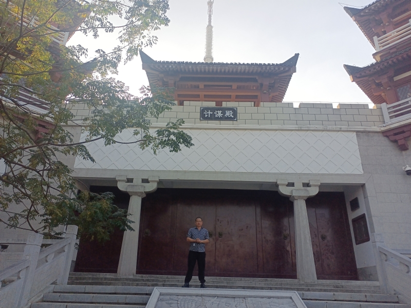 春夏秋冬的第一张照片--渭南相亲服务中心