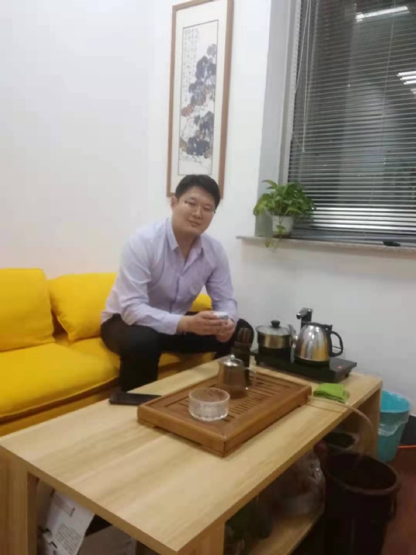 阳光的第一张照片--渭南相亲服务中心