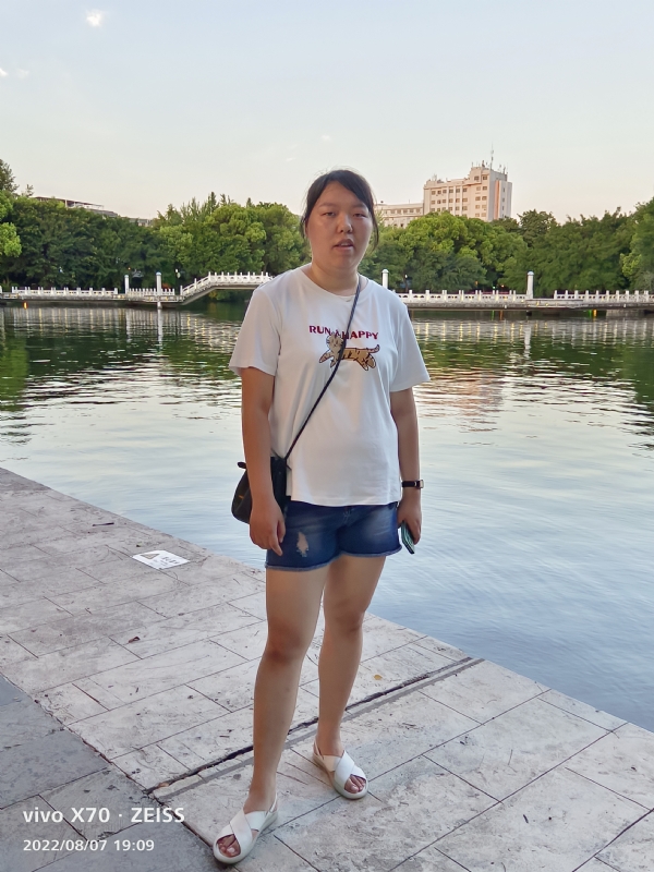 幸福触手可及的第一张照片--渭南相亲服务中心