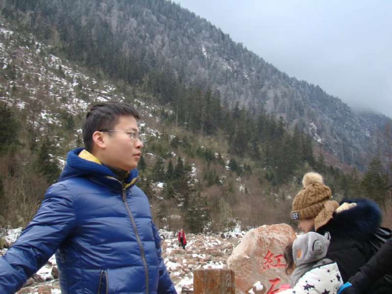 明志的第一张照片--渭南相亲服务中心