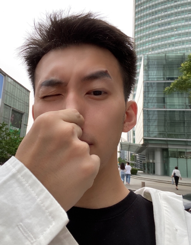 绝世大冤种的第四张照片--渭南相亲服务中心