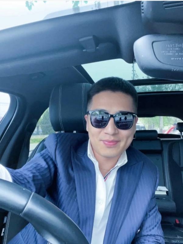 Andy的第一张照片--渭南相亲服务中心