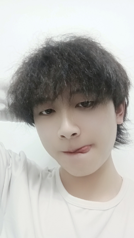 晓傑的第二张照片--渭南相亲服务中心