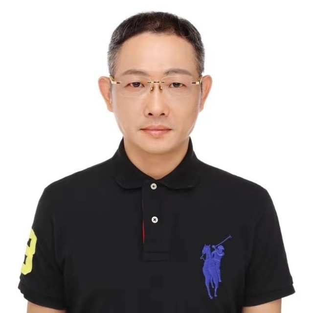 邱先森的第一张照片--渭南相亲服务中心