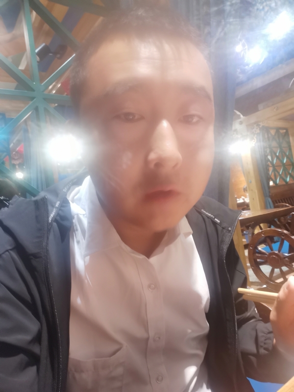 赵辉的第三张照片--渭南相亲服务中心