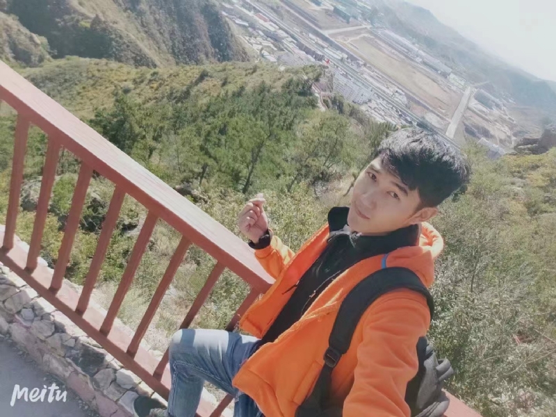 小啊鹏的第一张照片--渭南相亲服务中心