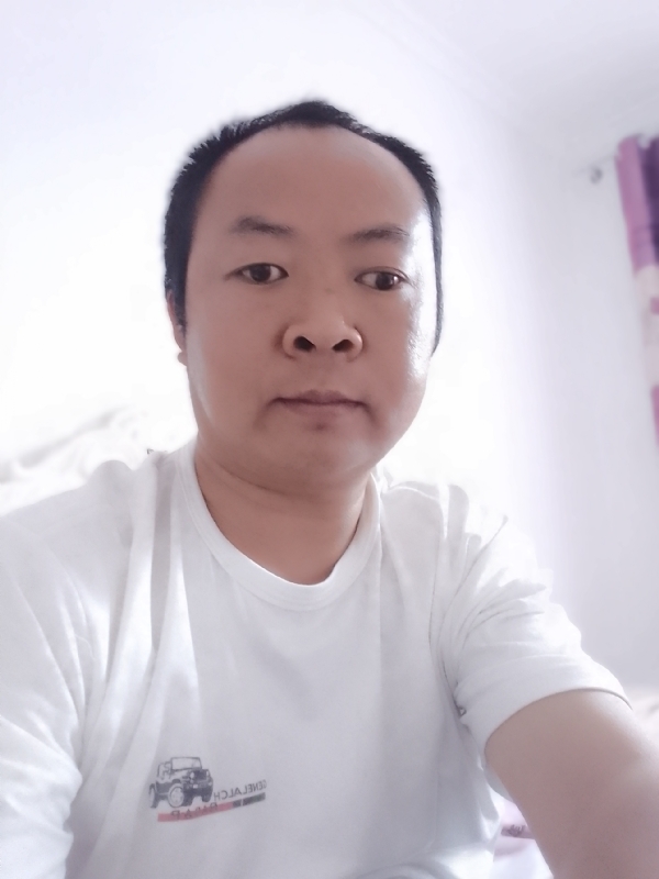 张家小伙子的第二张照片--渭南相亲服务中心