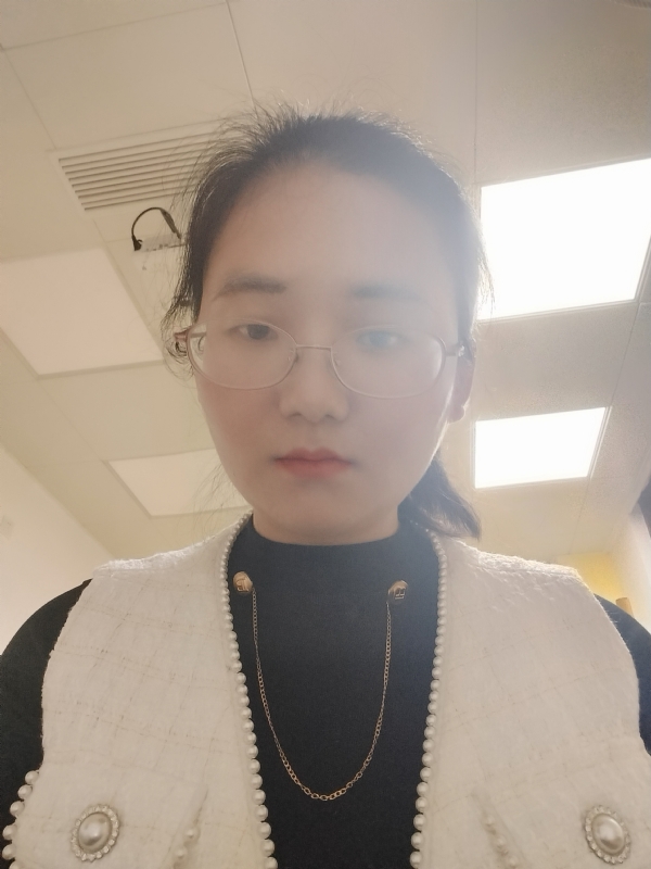 闲敲棋子的第一张照片--渭南相亲服务中心