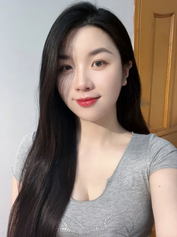 乔乔在寻爱的第一张照片--渭南相亲服务中心