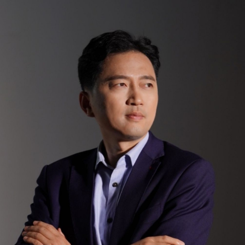 诗与远方的第一张照片--渭南相亲服务中心