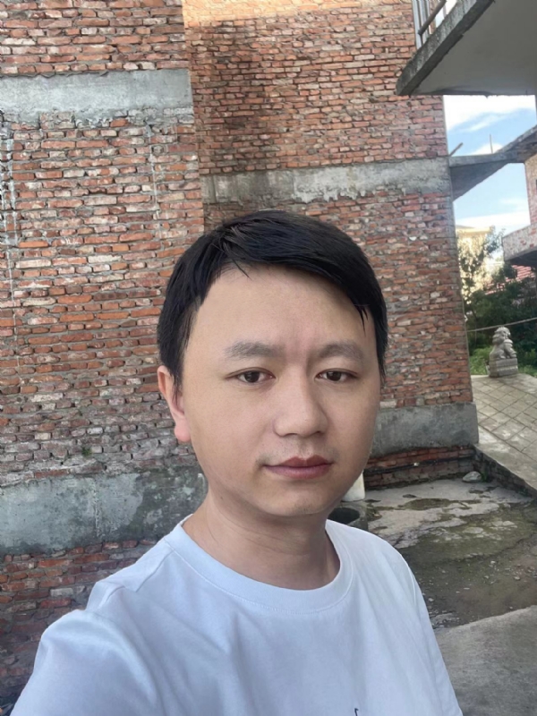 行人的第一张照片--渭南相亲服务中心