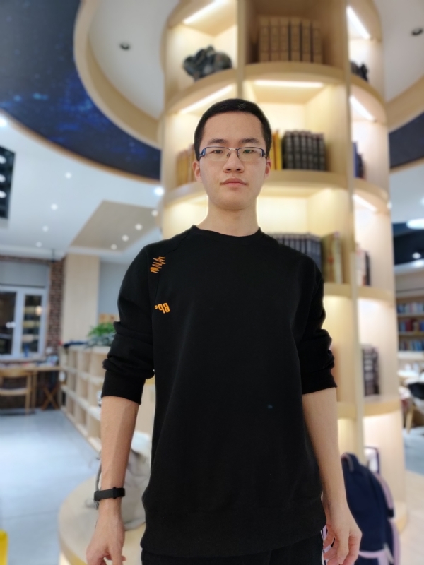 轩墨的第一张照片--渭南相亲服务中心