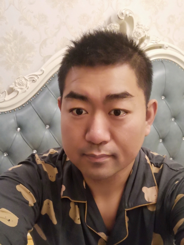 曾经的第一张照片--渭南相亲服务中心