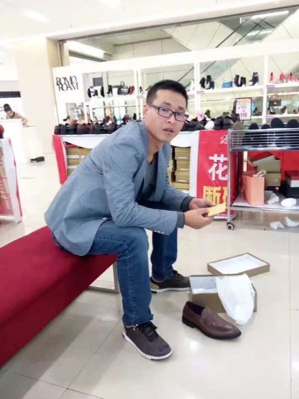 借我你的手的第一张照片--渭南相亲服务中心