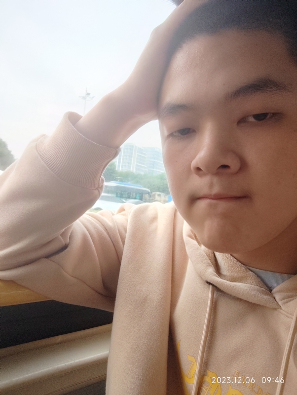 孤独的狼的第一张照片--渭南相亲服务中心
