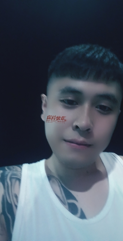 愚忠的第一张照片--渭南相亲服务中心