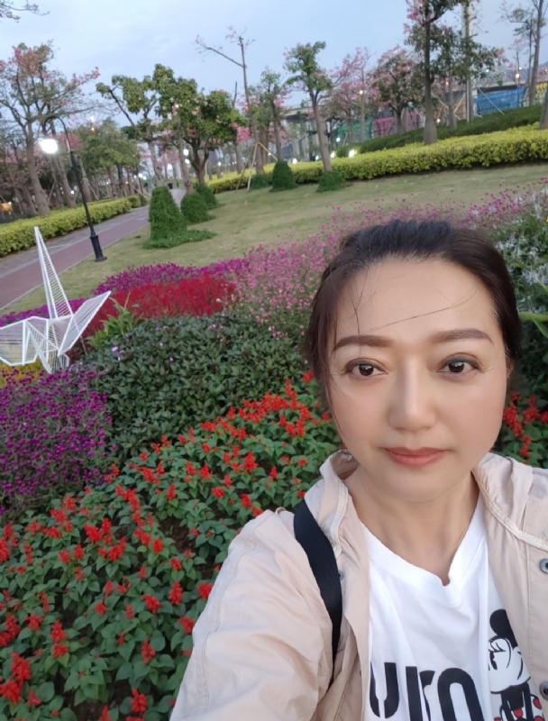 m云朵的第一张照片--渭南相亲服务中心
