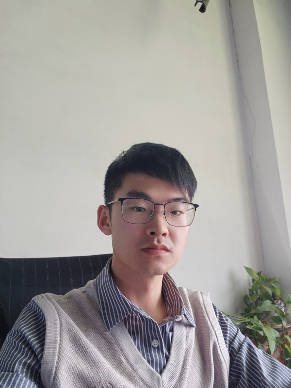 琉璃的第一张照片--渭南相亲服务中心