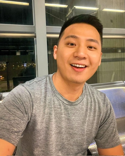 孤獨的男人的第三张照片--渭南相亲服务中心