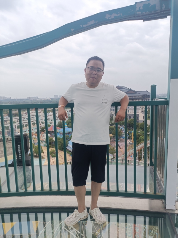 飞哥的第一张照片--渭南相亲服务中心