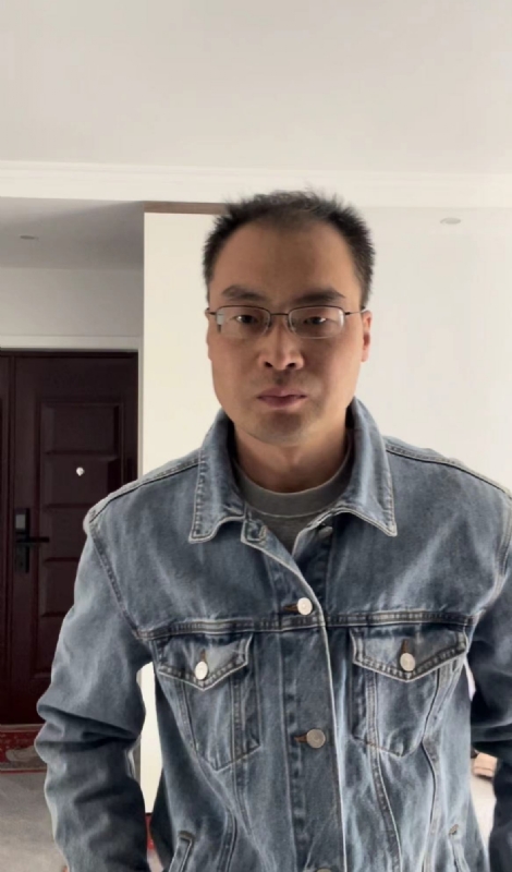 墨灬白的第二张照片--渭南相亲服务中心