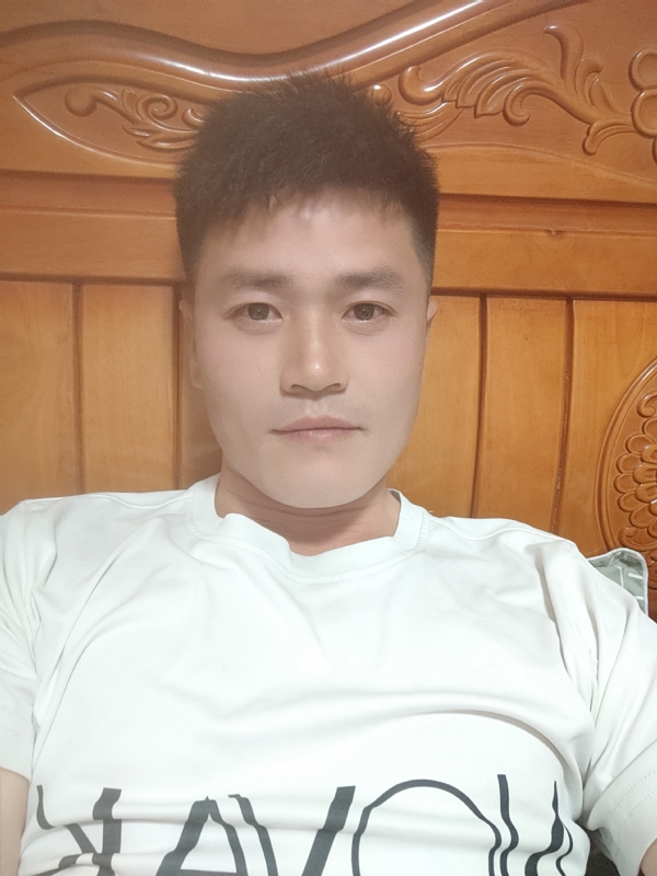 网球罗的第三张照片--渭南相亲服务中心