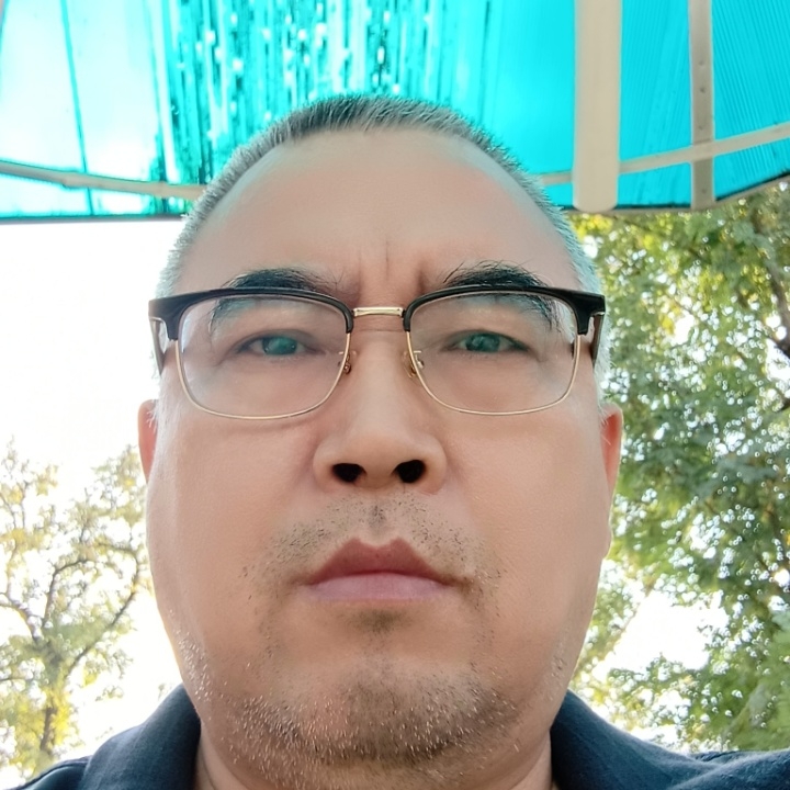 绿萝的第一张照片--渭南相亲服务中心