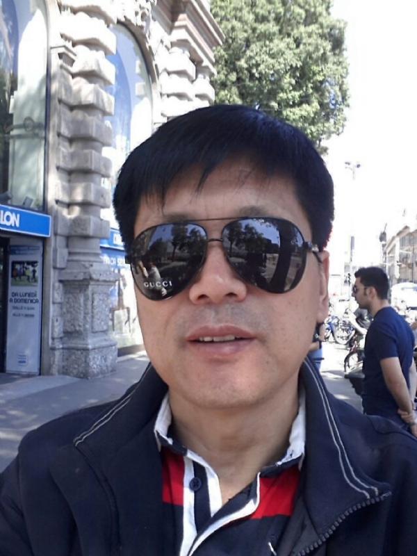 春风的第一张照片--渭南相亲服务中心