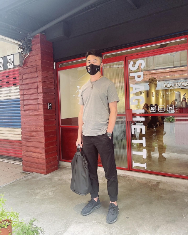 酒商安迪的第二张照片--渭南相亲服务中心