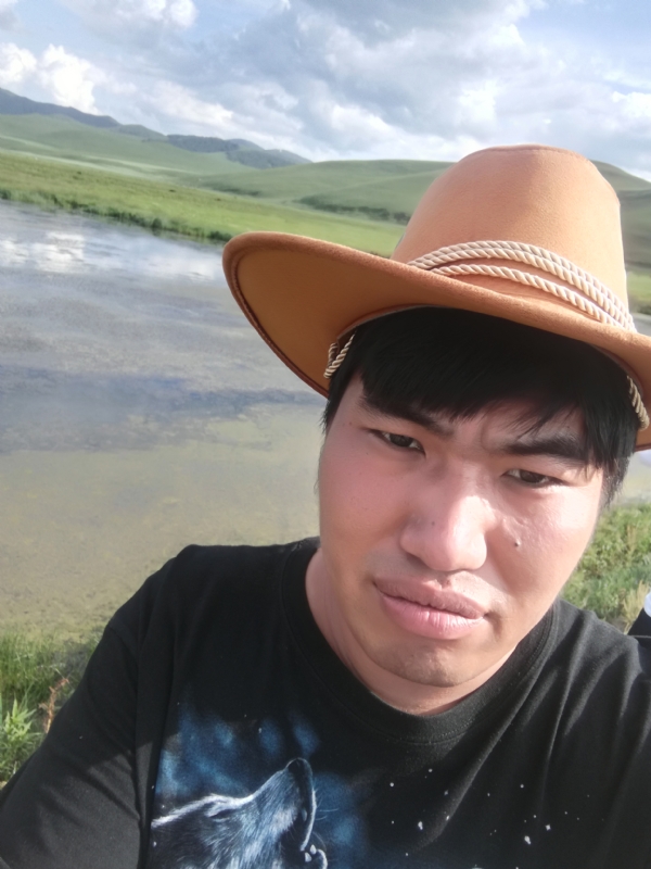 LOVE的誓言的第一张照片--渭南相亲服务中心