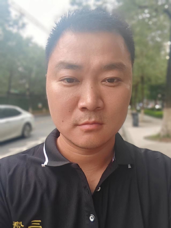 独寂的第一张照片--渭南相亲服务中心