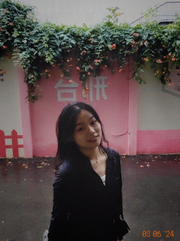 范范的丸子头的第一张照片--渭南相亲服务中心