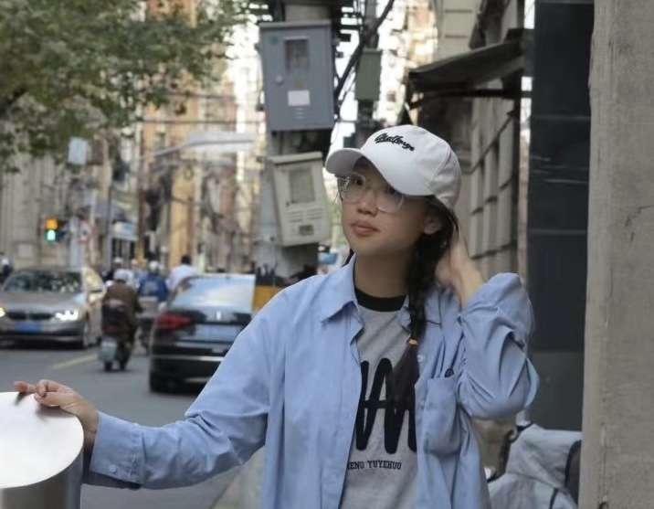 XIAOZOU的第二张照片--渭南相亲服务中心