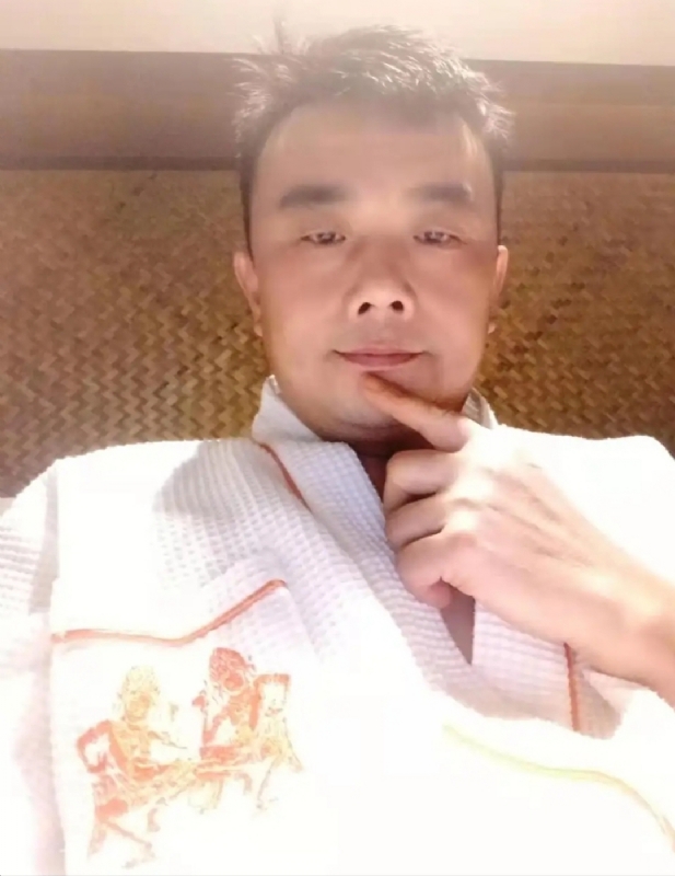 青锋的第一张照片--渭南相亲服务中心