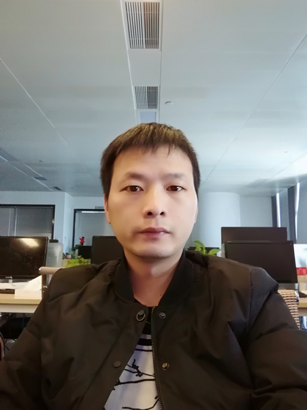 刘堃的第一张照片--渭南相亲服务中心