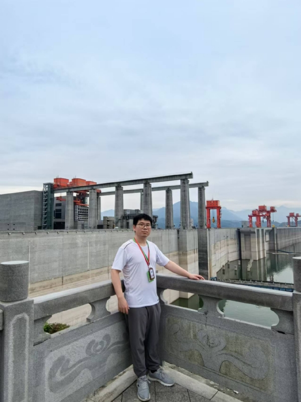 xhfsx的第一张照片--渭南相亲服务中心
