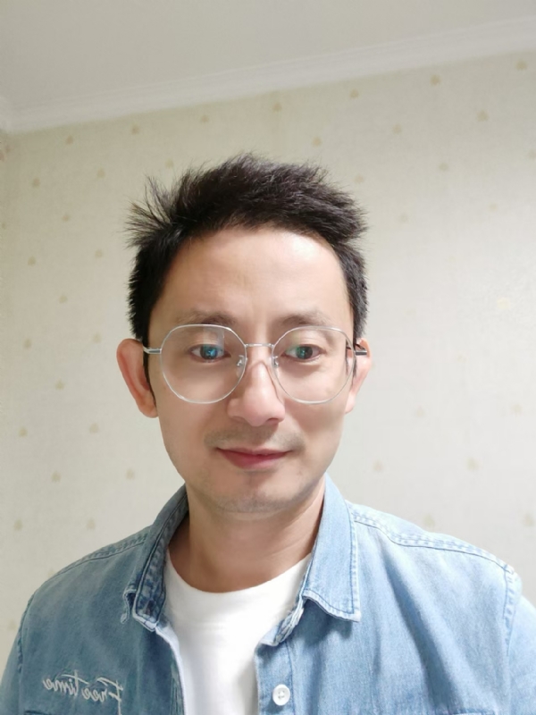 飘逸的第二张照片--渭南相亲服务中心